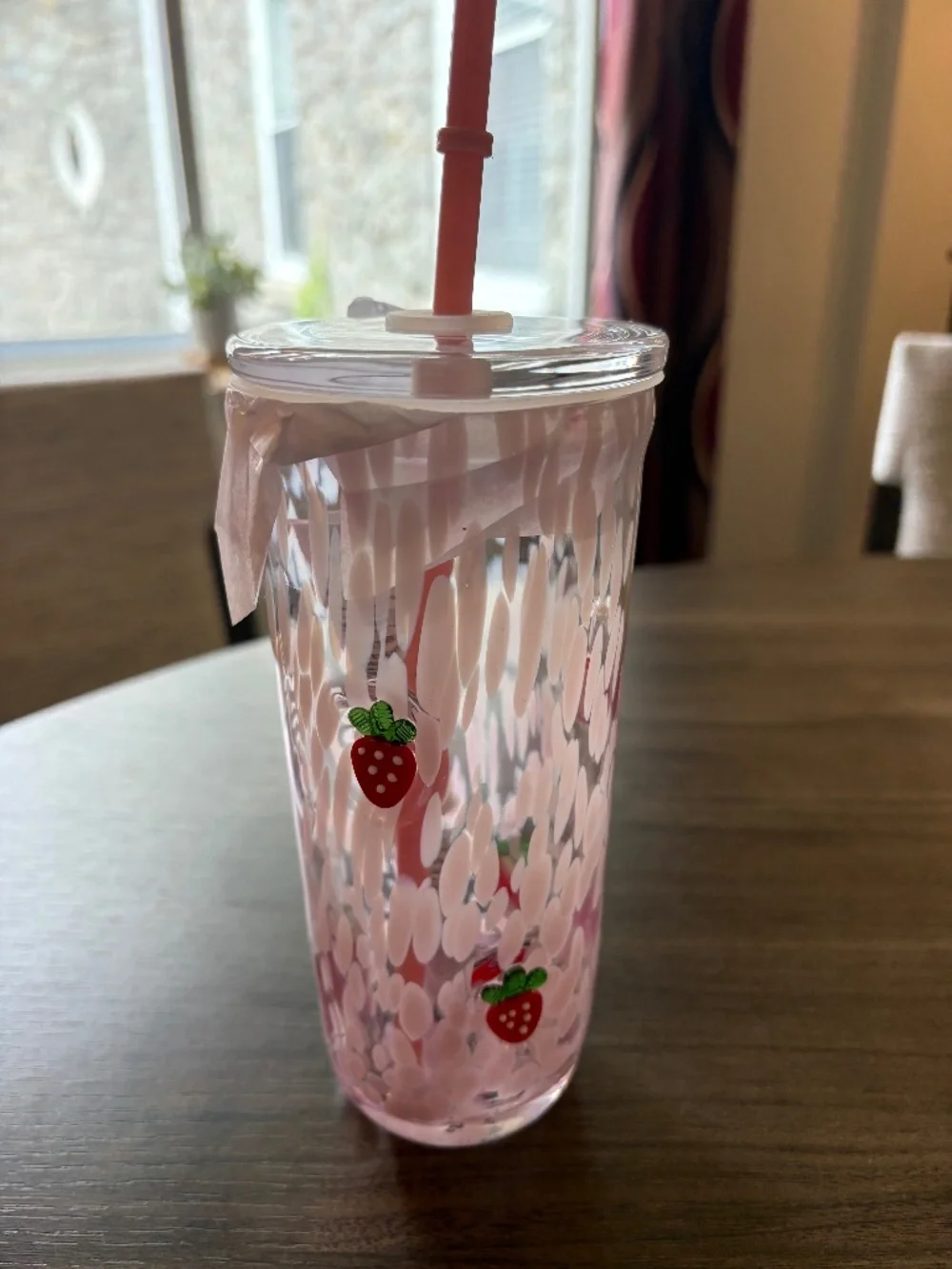 STARBUCKS PI K DRINK COLL CTION GLASS STRAWBERRY COLD CUP